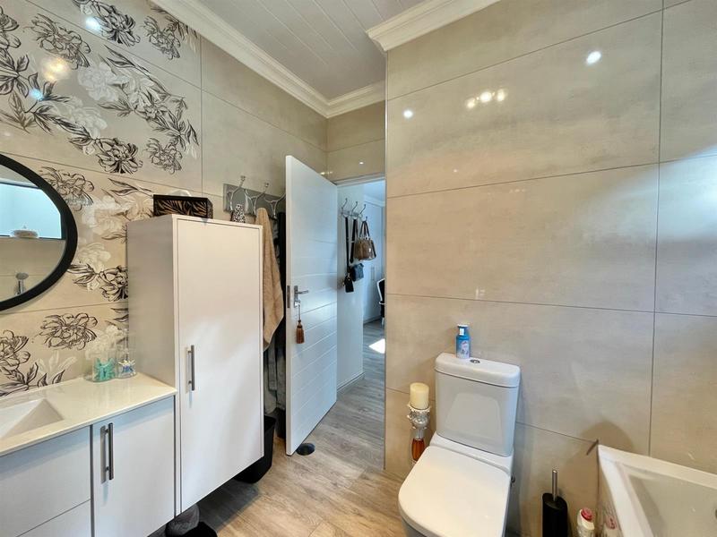 2 Bedroom Property for Sale in Tergniet Western Cape